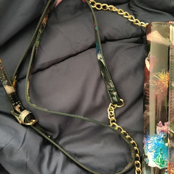 Betsey Johnson Wallet - Picture 5 of 6